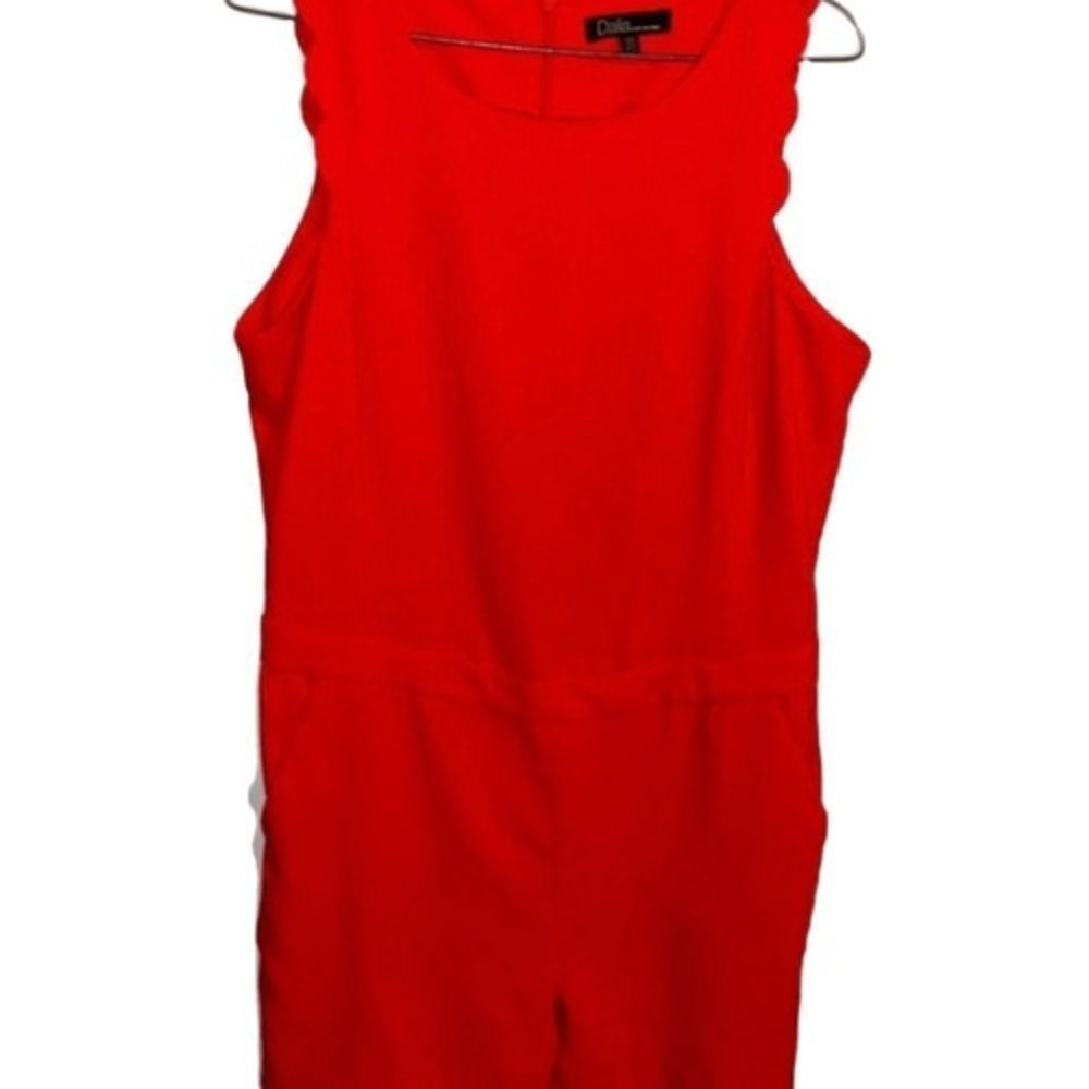 Dalia Red Scalloped Sleeveless Romper Jumpsuit Women's Size 6
